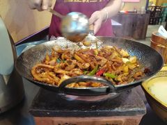 -富正毅三下锅·湘西韵味(天门山索道店)