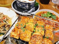 -雀舞云南菜(天津天河城购物中心店)