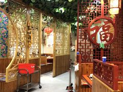 -袁小二大东北铁锅炖(吉祥村总部)