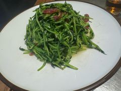 -潮界(凯德晶萃店)