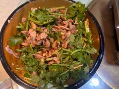 -昱龙大盆牛蛙馆(三兴街总店)