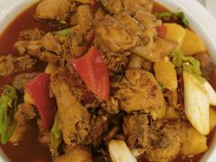 -汗腾格里·风味餐厅(新疆驻京办店)