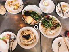 -ROAST coffee & eatery