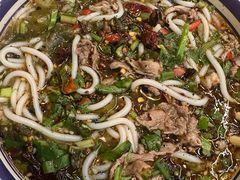 -云阿蛮云南生烫牛肉米线(奉贤路店)