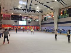 -正佳冰河湾真冰滑冰场