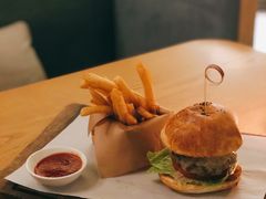 特制牛肉汉堡-EN SPACE恩空间