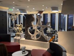 -TOP HAIR SALON