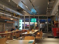 -老乡鸡(上海白玉兰广场店)