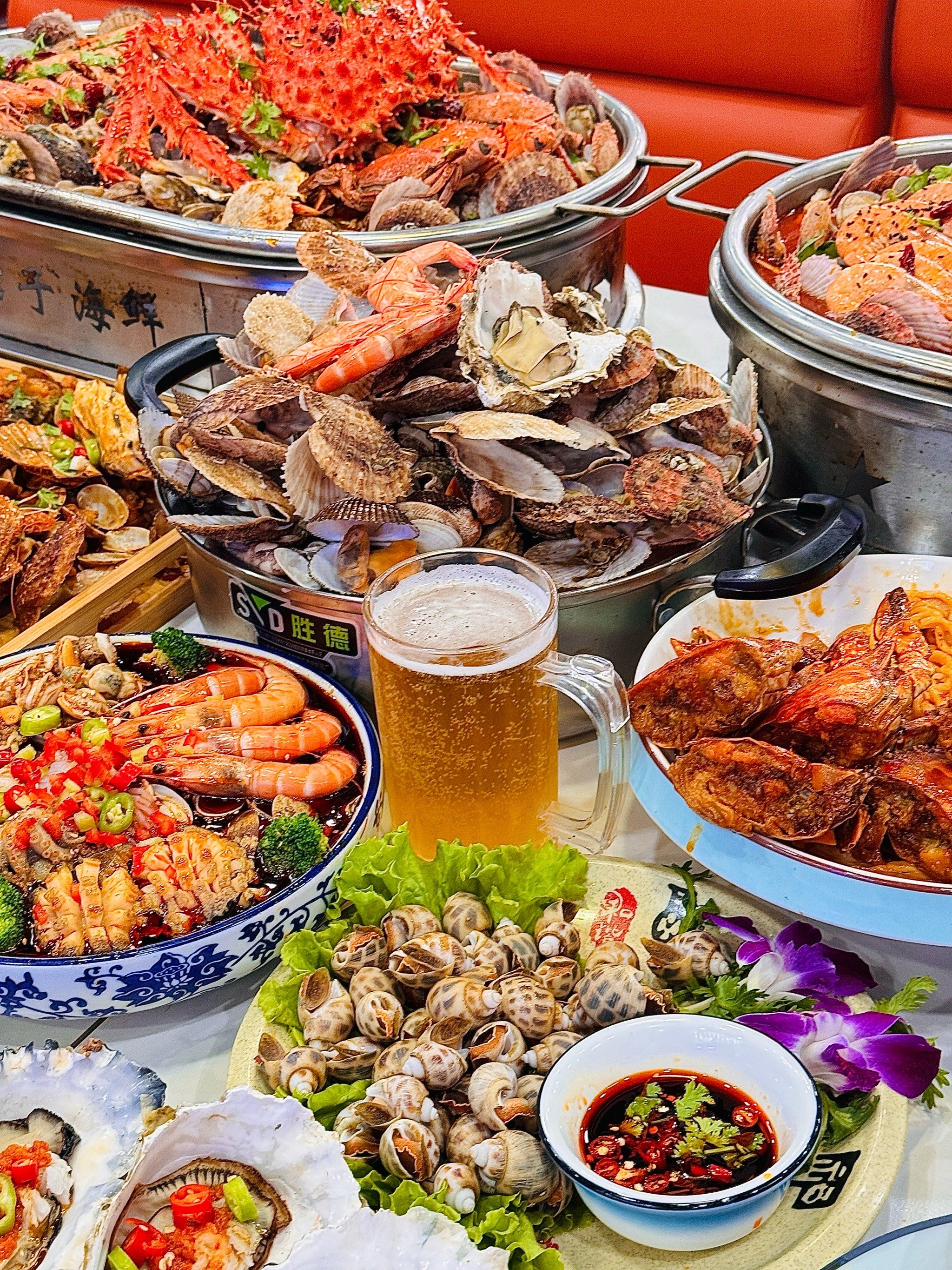 来金沙滩这家海鲜店吃个1.88的大生蚝🦪