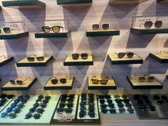 -瑞司视光眼镜·蔡司战略合作眼镜店(新街口店)