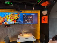 -鸣记脆皮烤鱼·海鲜烤鱼(三八广场店)