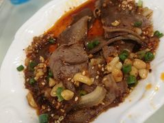 -渝君重庆火锅(嘉宾路店)