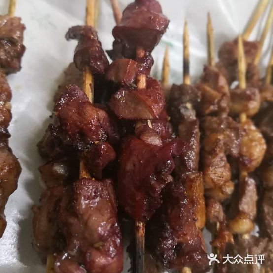 大笨羊金品羊肉串(牡丹市场店)