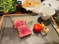 -恰餐厅及酒吧 CHAR Bar & Grill (北京丽都皇冠假日店)
