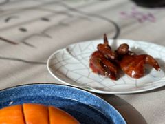 脆皮乳鸽-荣轩(新荣记环球金融中心店)