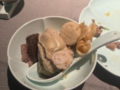 -左庭右院鲜牛肉火锅黑金店(陆家嘴中心店)
