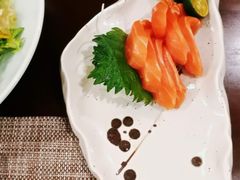 三文鱼刺身-肆月河豚·新淮扬(金融街店)