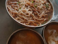 -正宗杨记普洱酸醋米线(总店)