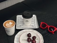-M Stand(南京紫峰大厦店)