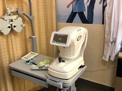 -优医视平价眼镜蔡司依视路折扣工厂店(十里堡店)