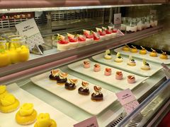 -广州希尔顿逸林酒店-OPEN開·全日制餐厅·海鲜·小火锅·自助餐(东风路店)
