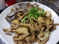 -乌文新澄海卤鹅店