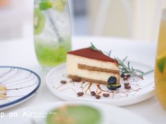 提拉米苏蛋糕-UP ON AIR