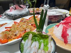 -红鼎豆捞·非遗鲍皇汤火锅(宝丰路店)