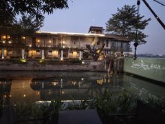 -喜洲吧·江畔老船厂·庭院餐厅(喜临院店)