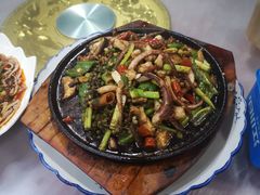 -洪霞餐馆