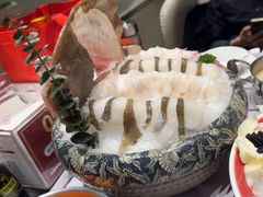 -红鼎豆捞·非遗鲍皇汤火锅(宝丰路店)