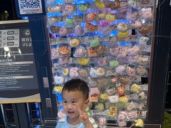 -雍容荟帝王蟹活龙虾展台自助(IFS黑金店)