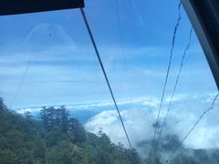 -峨嵋山金顶