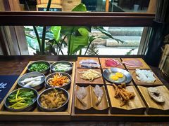 -银米·云南传统过桥米线(双廊黑金冠店)