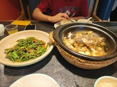 -南海底小海鲜·湘菜(鲁巷吴家湾店)