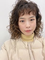 -V8潮牌·接发烫染连锁