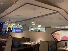 大堂-周渝食惦·酸菜鱼精致川菜(横岗店)