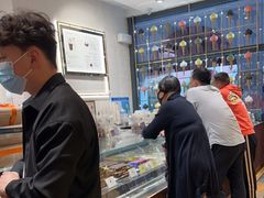 -VENCHI 闻绮(上海佛罗伦萨小镇店)
