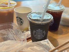 加浓焙茶拿铁-星巴克(广州南站A18检票口楼上)