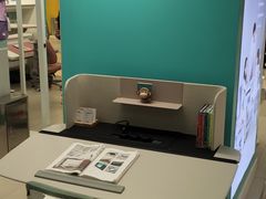 -康朴乐儿童学习桌椅(蓝色港湾店)