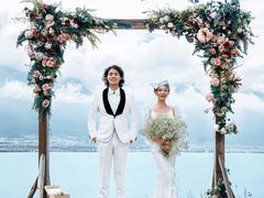 -爱我旅拍婚纱摄影(大理店)