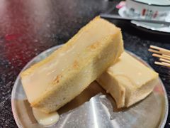 -何妹湿辣牛肉·粤式烧烤砂煲(桂雅路店)