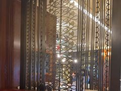 -上海和平饭店维克多咖啡厅 Victor's