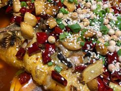 -小小河边鱼(天润城店)