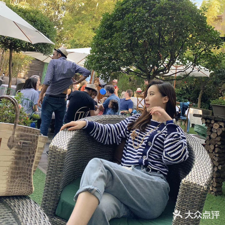 韩系自然懒人卷发。