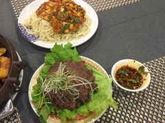 -敦煌山庄摘星阁