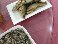 -小陆莲花蟹园农家乐(莲花岛店)