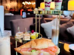 -广州天河希尔顿酒店