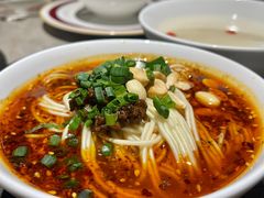 重庆小面-新渝城·始于2000年(淘金店)