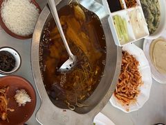 -鑫巴蜀小镇 · 水煮鱼专研店(玉桥店)